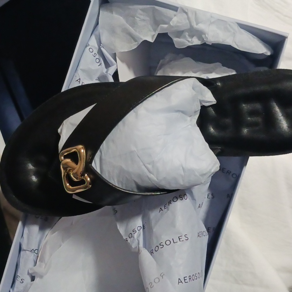 Aerosoles slippers